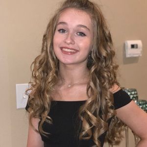 Meet your Posher, Ashlyn